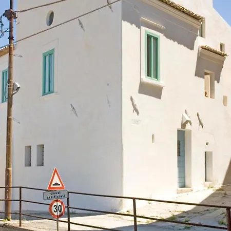 Borgo Petelia, Casa Chiarotti, Antica Casa Con Scala Esterna Nyaraló Strongoli
